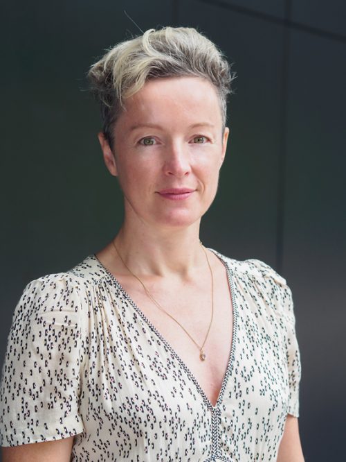 Mme Karine Grasset